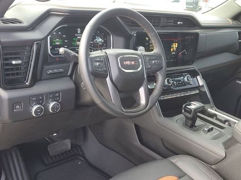 Used 2024 GMC Sierra 1500 AT4 w/ Technology Package image 21