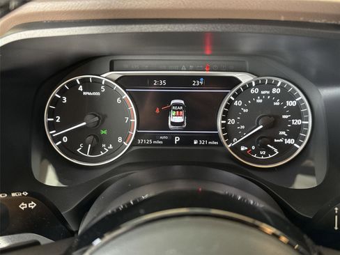 Used 2023 Nissan Rogue SL w/ SL Premium Package image 10