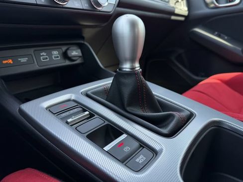 Used 2025 Honda Civic Type R image 19
