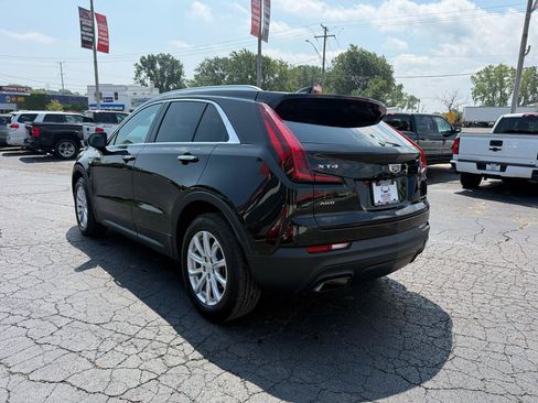 Used 2019 Cadillac XT4 Luxury w/ Cold Weather Package AWD/4WD image 5