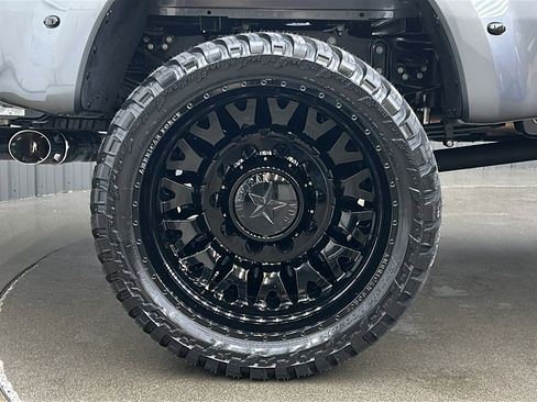 Used 2026 Ford F450 Platinum w/ Platinum Plus Package image 11