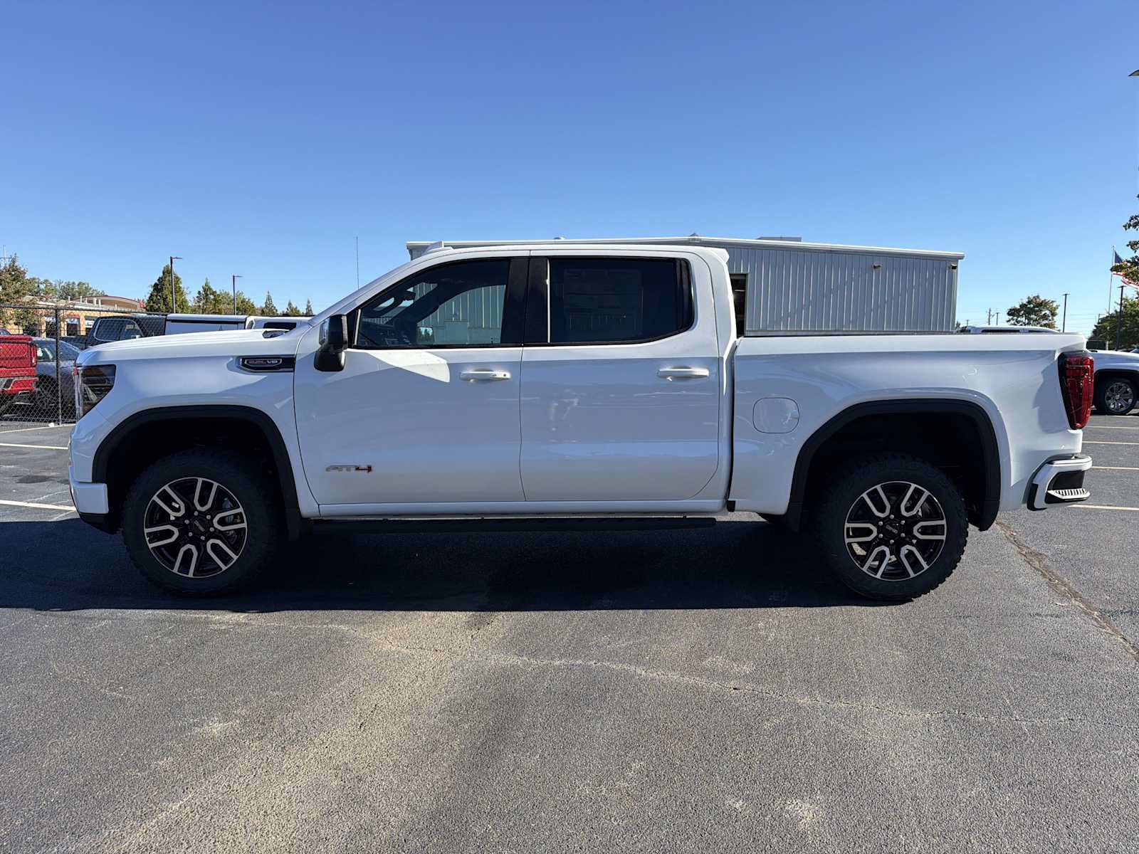 New 2026 GMC Sierra 1500 AT4 w/ AT4 Premium Package AWD/4WD image 25