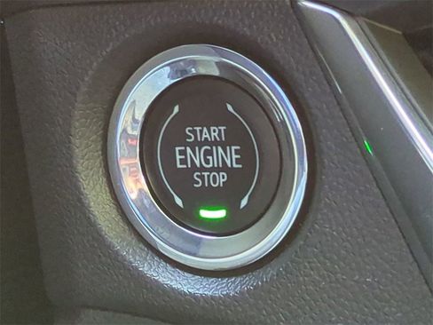 Used 2024 Buick Encore GX Avenir w/ Avenir Technology Package image 27