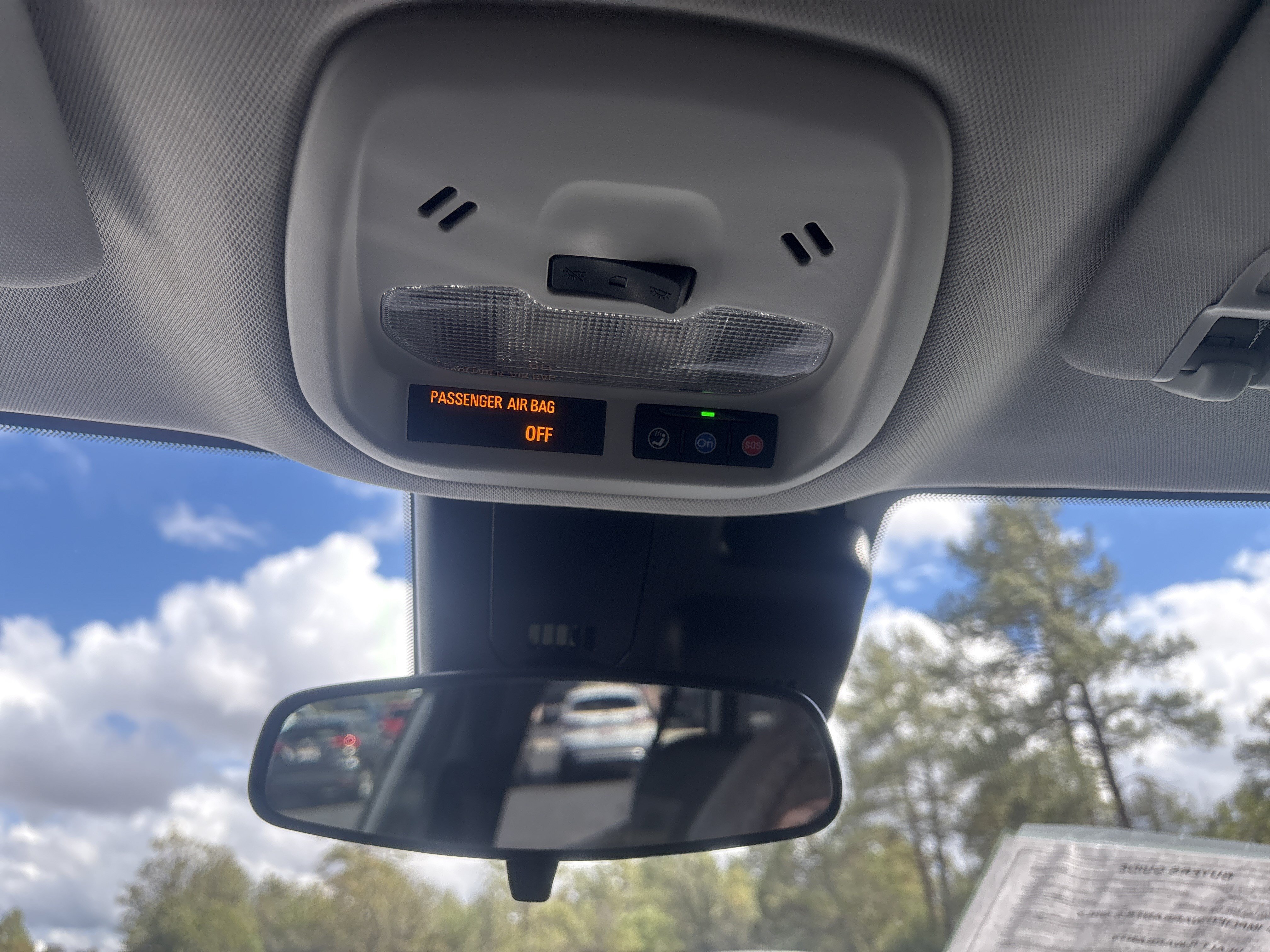 Used 2025 Chevrolet Trax LT w/ Driver Confidence Package FWD image 22