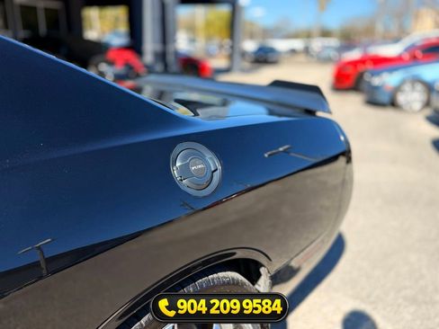 Used 2015 Dodge Challenger R/T Scat Pack w/ Scat Pack Appearance Package RWD image 14