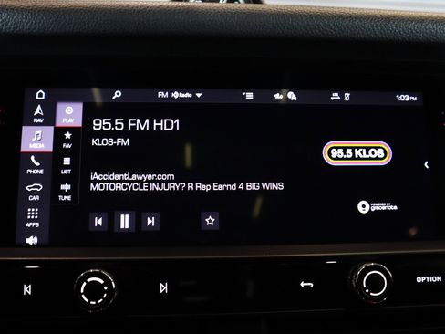 Certified 2022 Porsche Macan image 18