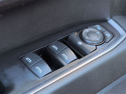 Certified 2022 Chevrolet Silverado 1500 LT Trail Boss w/ Convenience Package II image 22