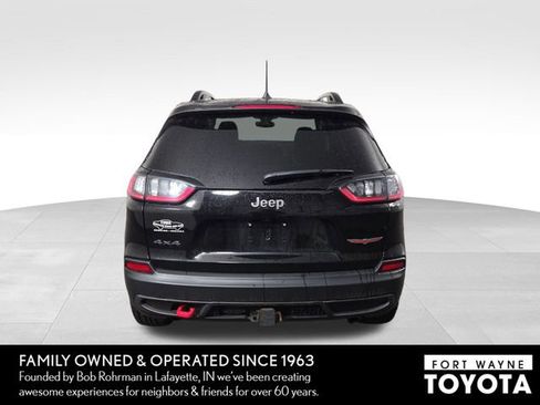 Used 2022 Jeep Cherokee Trailhawk w/ Comfort/Convenience Group image 8