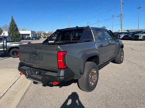 New 2026 Toyota Tacoma 4x4 Double Cab Hybrid image 7