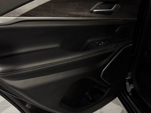 Used 2025 Jeep Grand Cherokee Limited 4xe image 27