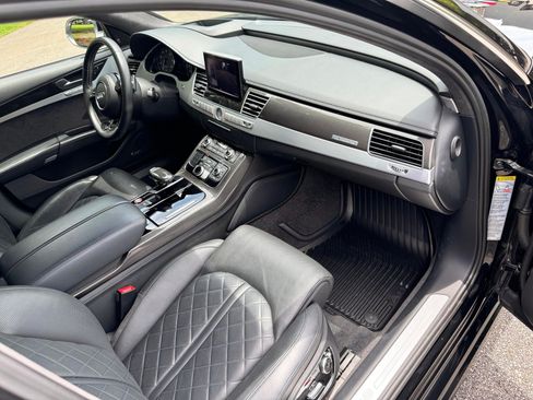Used 2017 Audi S8 Plus AWD/4WD image 40