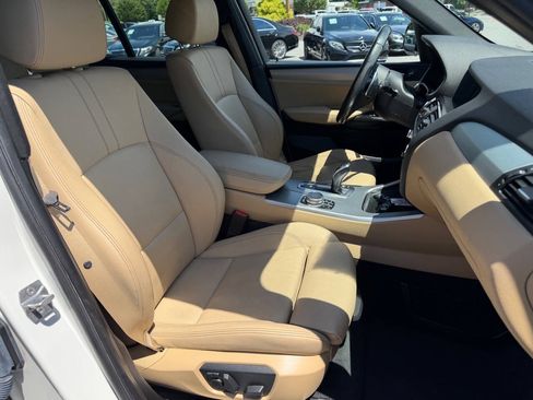 Used 2017 BMW X3 xDrive28i AWD/4WD image 18