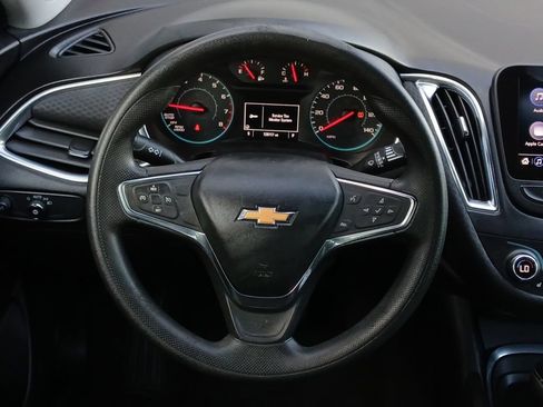 Used 2020 Chevrolet Malibu LT FWD image 20