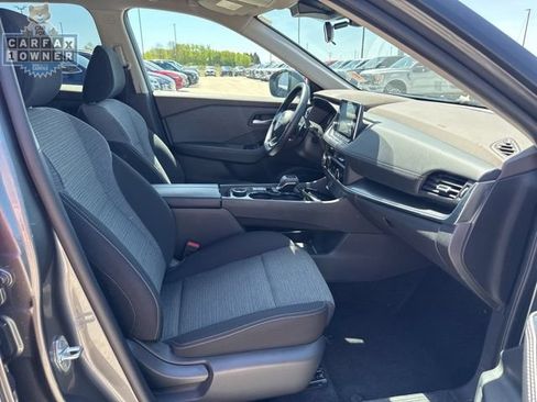 Used 2023 Nissan Rogue SV AWD/4WD image 14