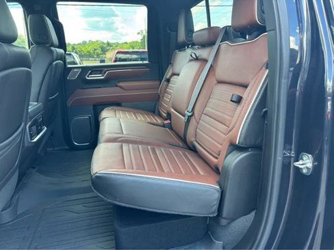 Used 2024 GMC Sierra 2500 Denali Ultimate w/ LPO, GMC Protection Package image 15