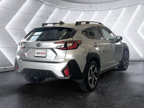 Used 2024 Subaru Crosstrek 2.0i Premium AWD/4WD image 4