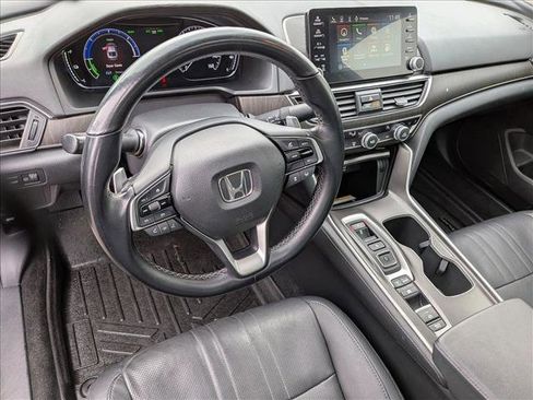 Certified 2019 Honda Accord Touring image 8