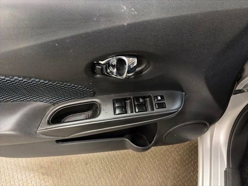 Used 2019 Nissan Versa Note SV image 15