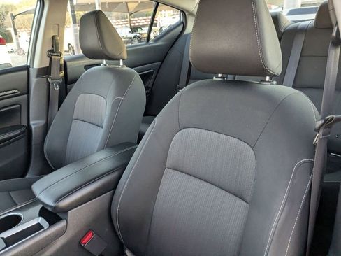 Used 2024 Nissan Altima 2.5 SV image 15