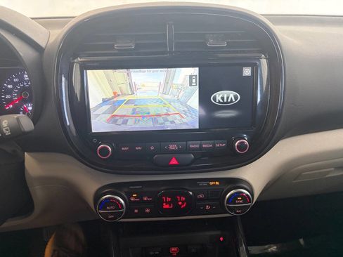 Used 2021 Kia Soul EX FWD image 18