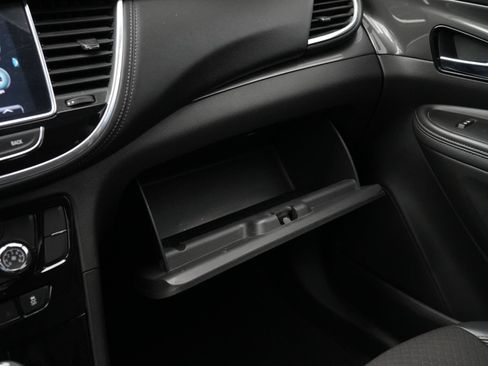 Used 2019 Buick Encore Preferred FWD image 25