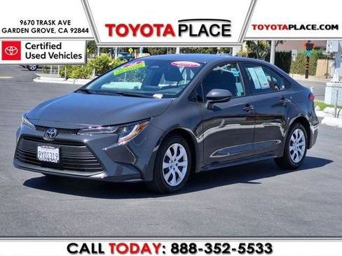 Certified 2026 Toyota Corolla LE FWD image 1