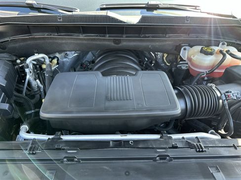 Used 2023 Chevrolet Tahoe RST w/ Luxury Package image 17