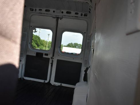 Used 2019 RAM ProMaster 1500 FWD image 17