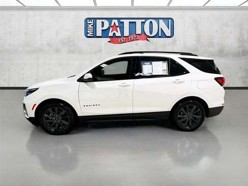 Used 2024 Chevrolet Equinox RS w/ RS Leather Package image 4