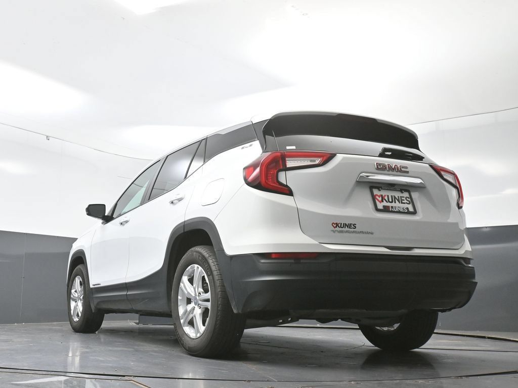 Used 2024 GMC Terrain SLE FWD image 54