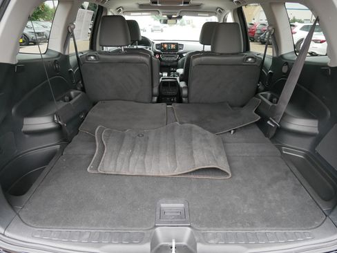 Used 2022 Honda Pilot Touring image 19