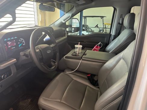 Used 2023 Ford F250 XL w/ XL Driver Assist Package AWD/4WD image 5