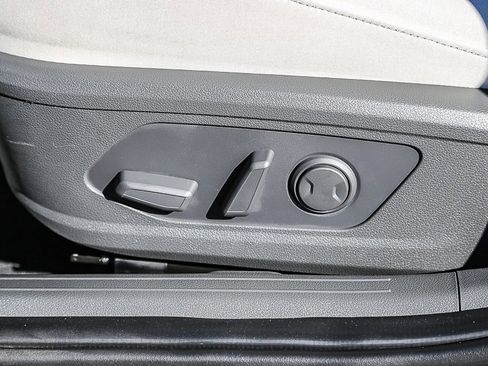 Certified 2024 Hyundai Sonata SEL w/ Convenience Package image 21