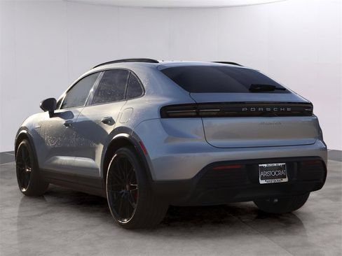 New 2025 Porsche Macan 4S Electric image 3