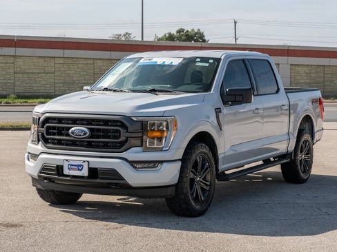 Used 2022 Ford F150 XLT w/ Equipment Group 302A High image 3