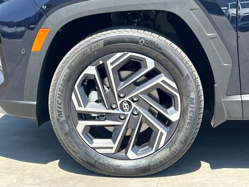 New 2025 Hyundai Tucson Limited image 24
