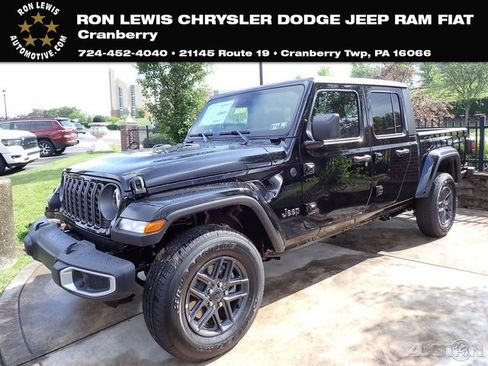 New 2025 Jeep Gladiator Sport image 1