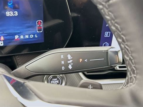 Used 2025 Chevrolet Equinox LT w/ Safety and Technology Package image 18