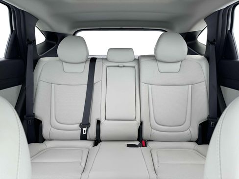 New 2026 Hyundai Tucson Limited image 14