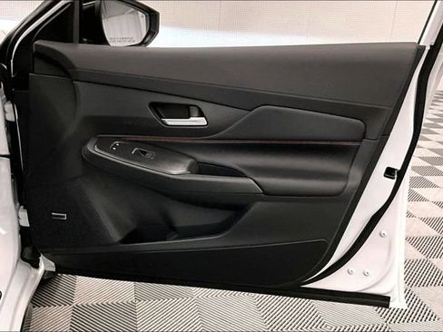 New 2026 Nissan Sentra SR w/ SR Premium Package image 36