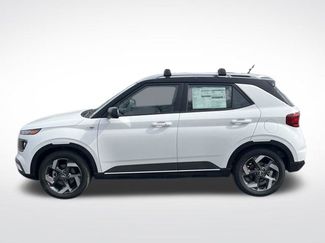New 2026 Hyundai Venue SEL FWD video 2