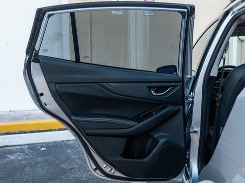 Used 2020 Subaru Impreza 2.0i Limited AWD/4WD image 31