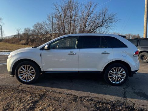 Used 2013 Lincoln MKX AWD image 6