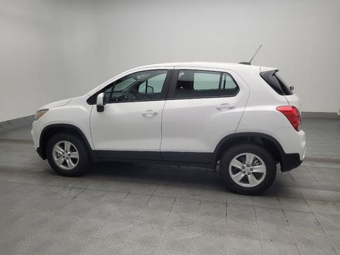 Used 2019 Chevrolet Trax LS image 3