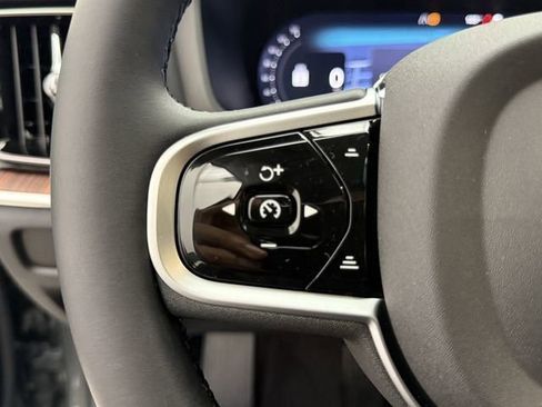 New 2026 Volvo V60 B5 Cross Country Plus w/ Protection Package Premier image 18