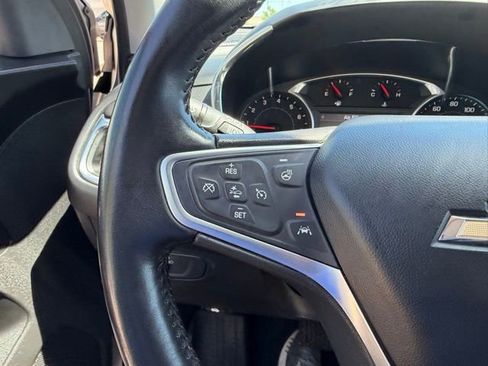 Used 2022 Chevrolet Equinox LT image 20