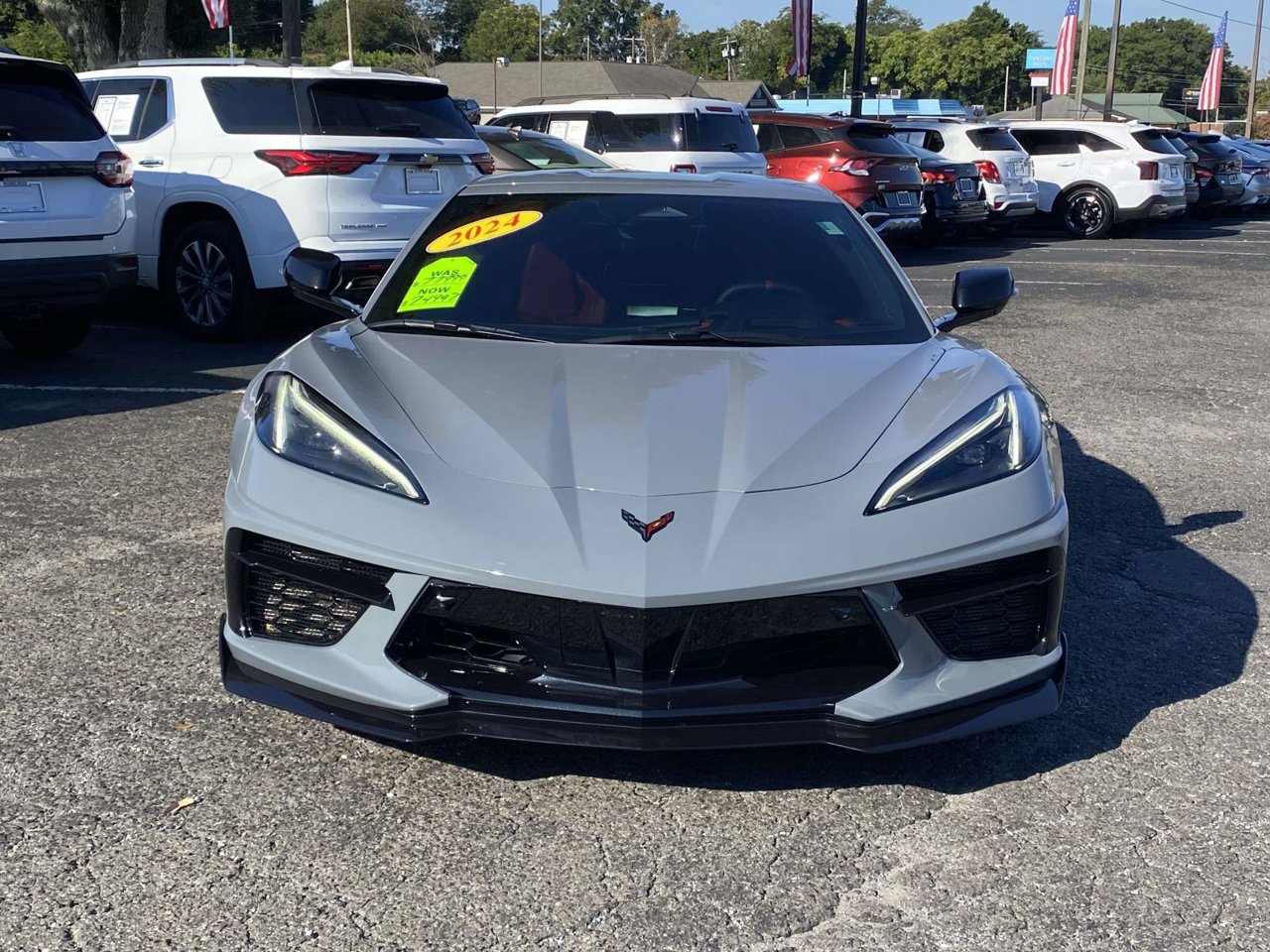 Used 2024 Chevrolet Corvette Stingray Preferred Cpe w/ Z51 Performance Package RWD image 2