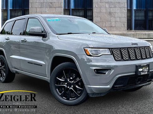 Used 2021 Jeep Grand Cherokee Laredo X AWD/4WD image 1
