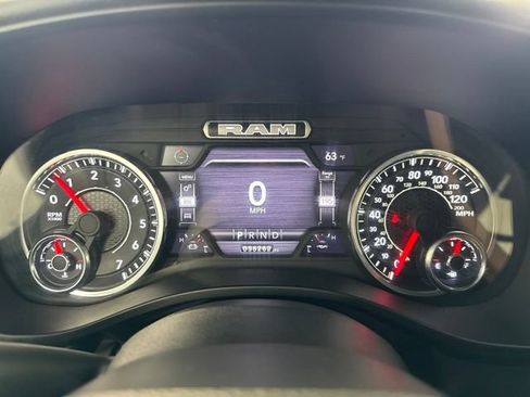 Used 2023 RAM 1500 Big Horn AWD/4WD image 33
