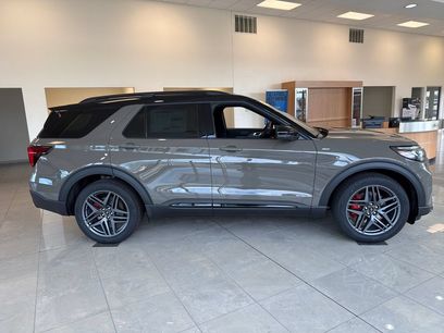 New 2026 Ford Explorer ST-Line w/ ST-Line Street Pack